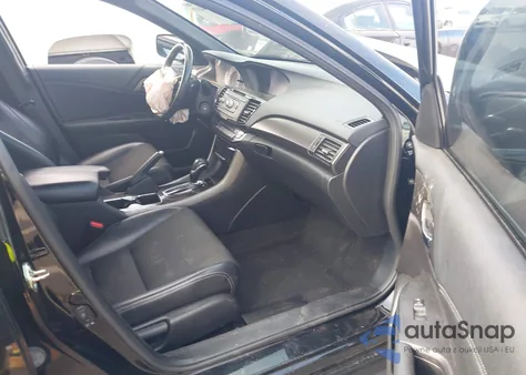 2016 Honda Accord Sport z USA, uszkodzony, nr VIN 1HGCR2F53GA083785